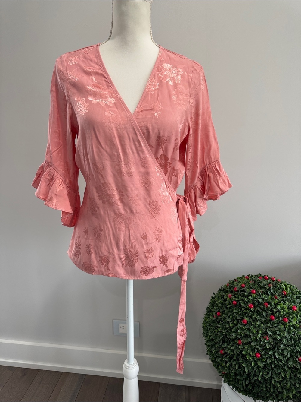 Express Pink Floral Wrap Blouse with Ruffle Sleeves Sz M